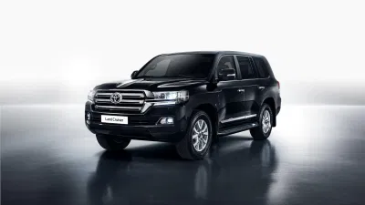 Toyota Land Cruiser là mẫu SUV tiện nghi cho gia đình, mang lại cảm giác thoải mái khi ngồi trên xe Toyota Land Cruiser là mẫu SUV tiện nghi cho gia đình, mang lại cảm giác thoải mái khi ngồi trên xe