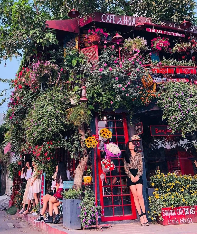 Bonjour Việt Nam - Không gian “sống ảo” triệu like