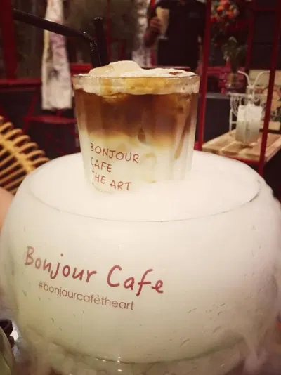 Bonjour Việt Nam- Không gian "sống ảo" triệu like