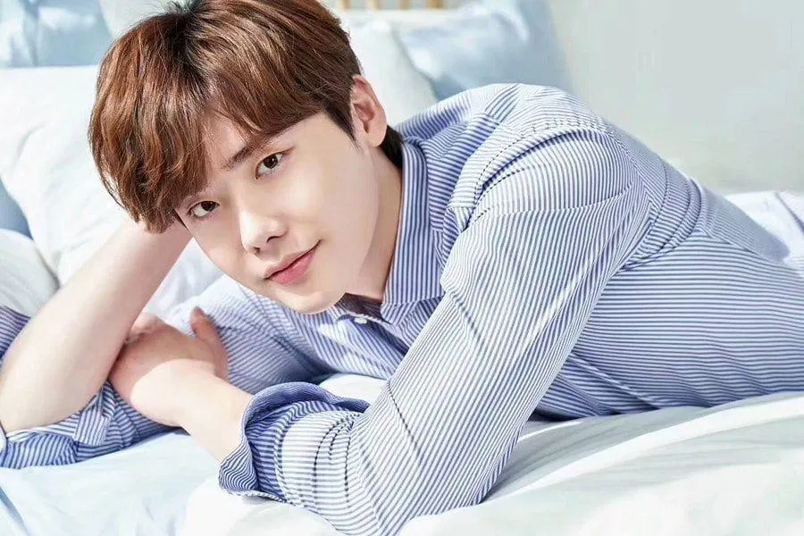 lee jong suk