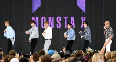MONSTA X