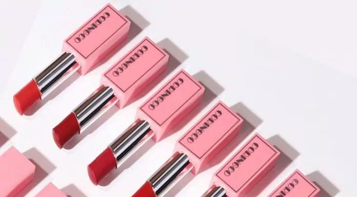 Bao bì dễ thương và sang chảnh của son Bonny Matte (Nguồn: Internet) Bao bì dễ thương và sang chảnh của son Bonny Matte (Nguồn: Internet)
