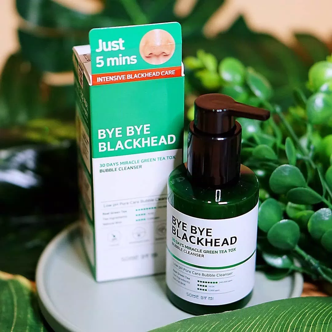 Sữa rửa mặt Some By Mi Bye Bye Blackhead 30 Days Miracle Green Tea Tox Bubble Cleanser