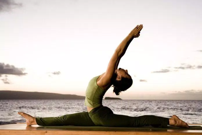 Tập yoga hỗ trợ điều trị thoát vị đĩa đệm