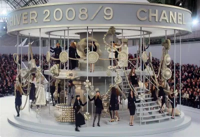 Thời trang Chanel đã trở thành một trong số các thương hiệu có tầm ảnh hưởng nhất trên trường quốc tế (ảnh: internet).
