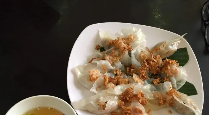 Bánh hoa hồng Hội An