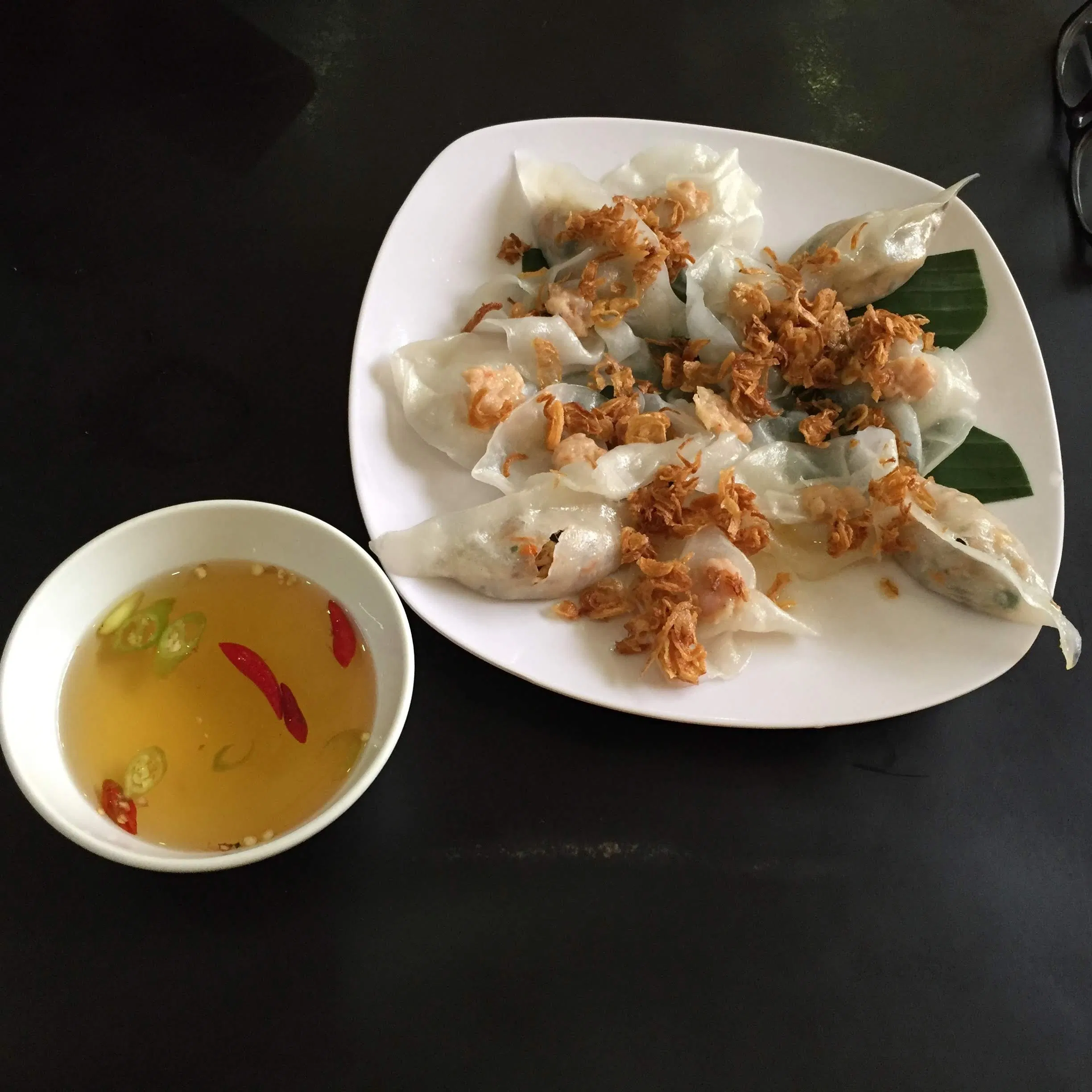 Bánh hoa hồng Hội An