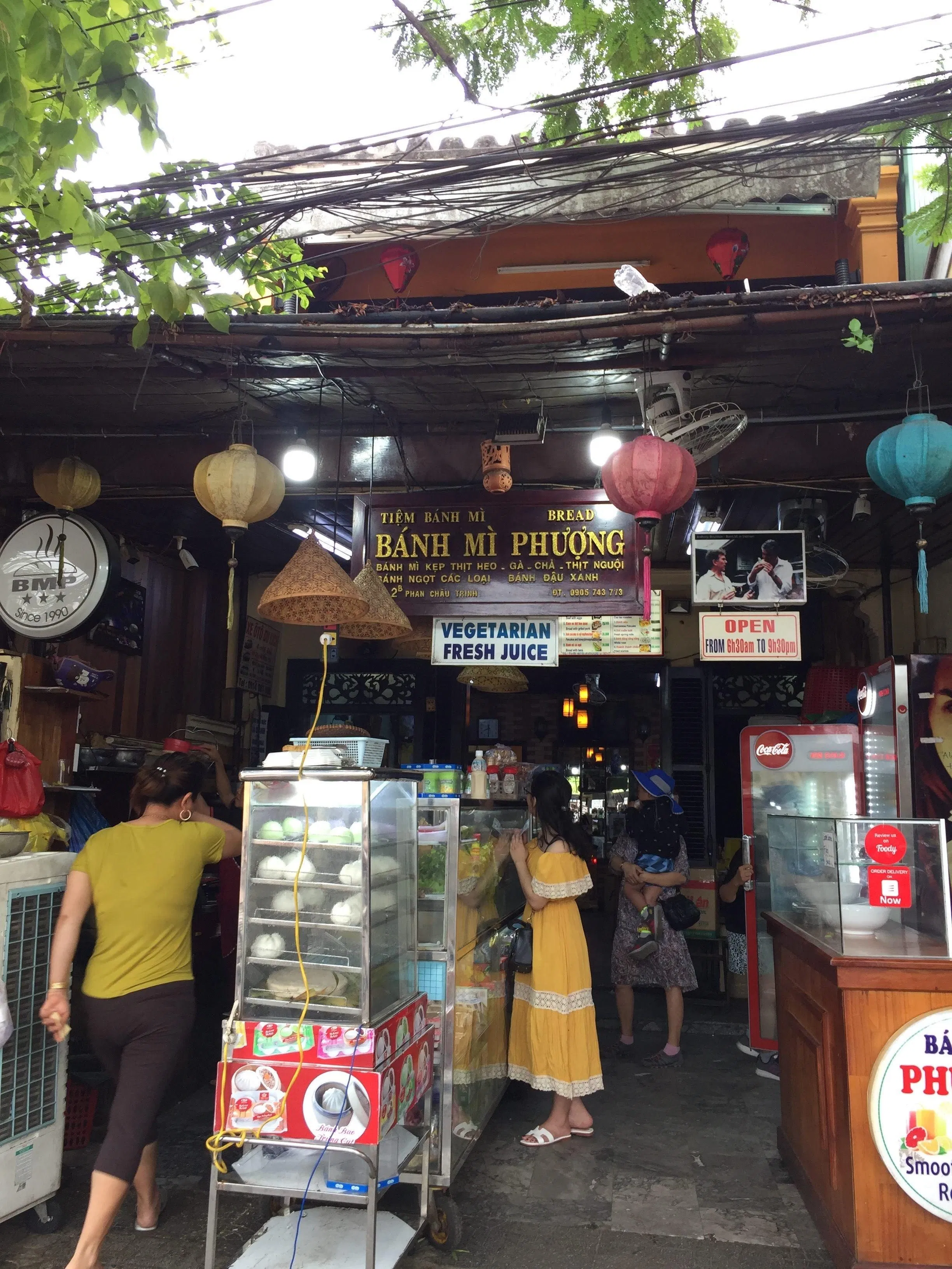 Bánh mì Phượng