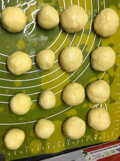 Bánh trung thu Đài Loan nhân mochi ruốc