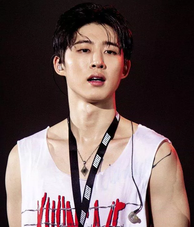 B.I rời iKON sau scandal (Nguồn: Internet).