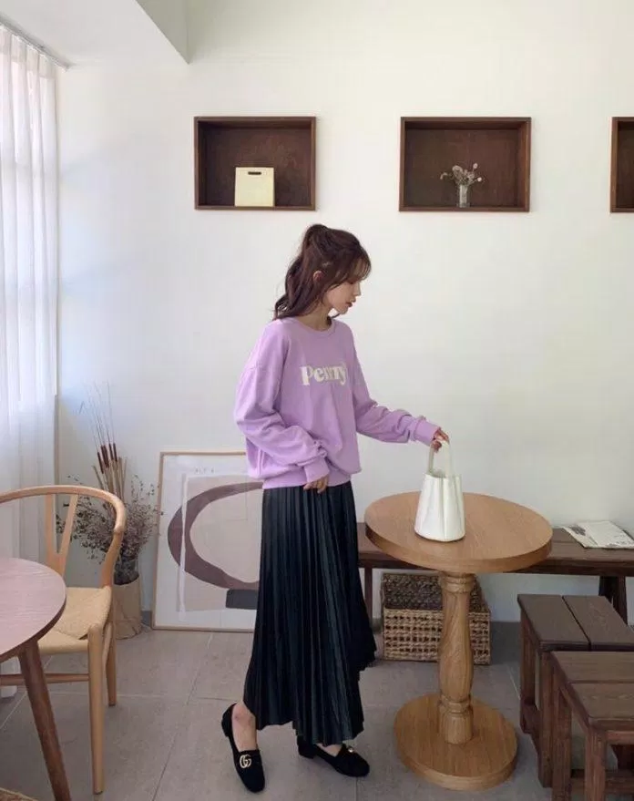 Chân váy xếp ly
