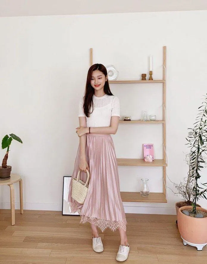 Chân váy xếp ly