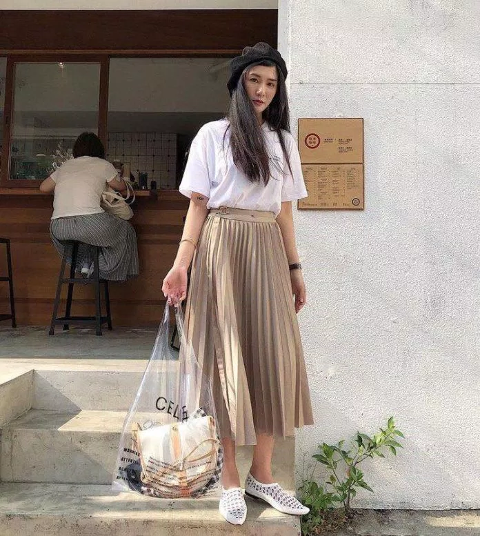 Chân váy xếp ly
