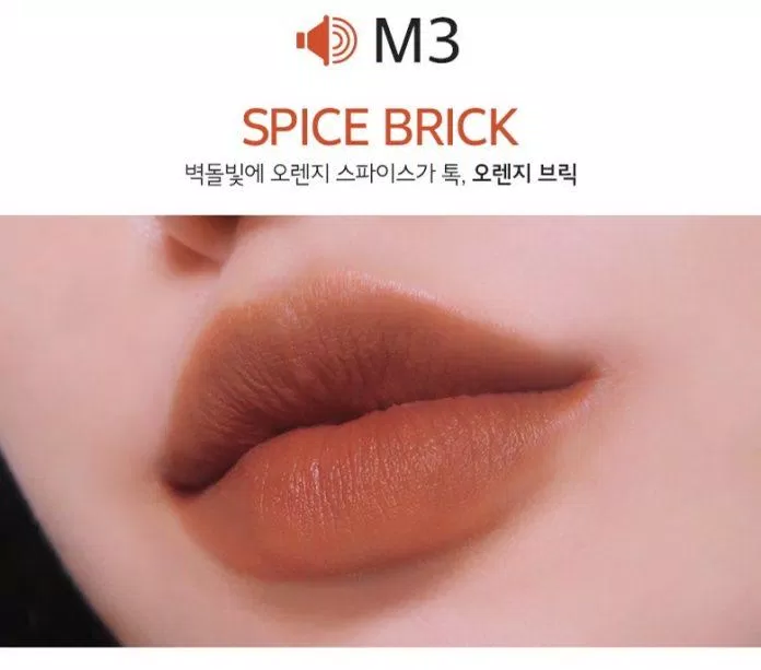 Màu son tươi nhất bảng màu nhưng vẫn có độ trầm đồng điệu với cả bảng màu (nguồn: Internet)