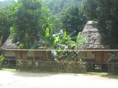 nhà văn hóa bhơ hôồng
