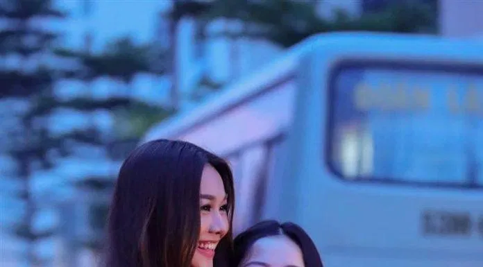 phim chị chị em em