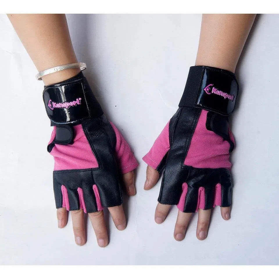 gym Găng tay tập Gym sẽ giúp tay của các bạn nữ không bị chai sạn. Ảnh: internet