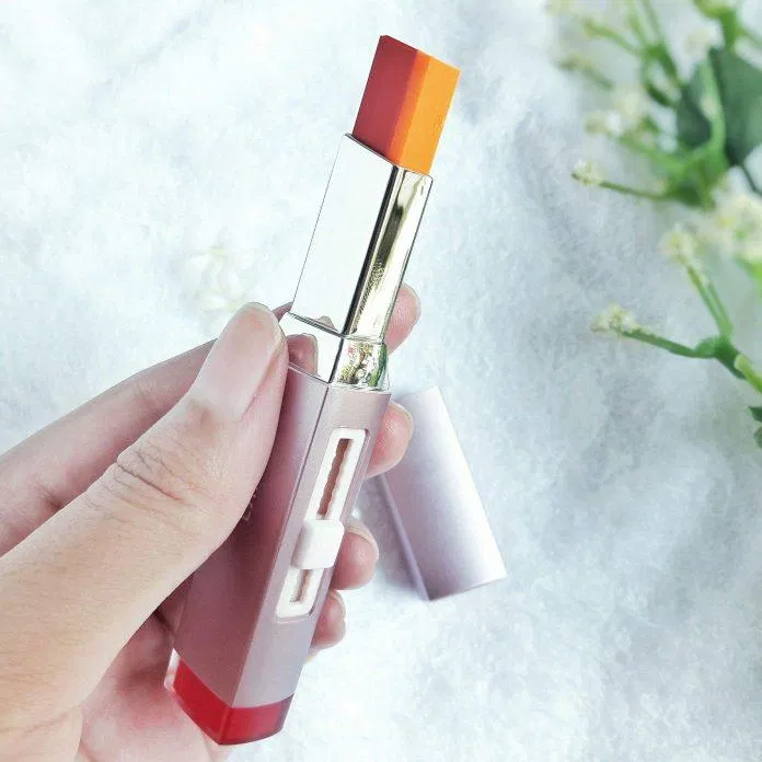 Son Laneige Two Tone Lip Bar
