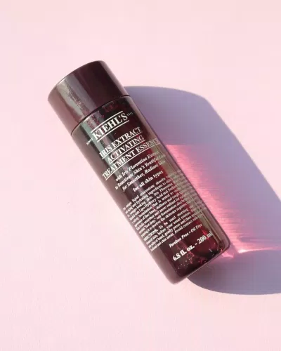 làm đẹp 5 loại nước thần Essence làm đẹp thần thánh các nàng nên sở hữu Caudalie Dior DR.JART Vital Hydra Solution Biome Essence Dr.Jart+ Essence Essence Caudalie Vinoperfect Essence Dior of Light Huxley Huxley Oil Essence; Essence-Like; Oil Like Kiehls Kiehls Iris Extract Activating Treatment Essence làm đẹp làm đẹp da mỹ phẩm top mỹ phẩm top sản phẩm
