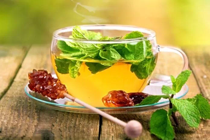 trà thảo mộc
