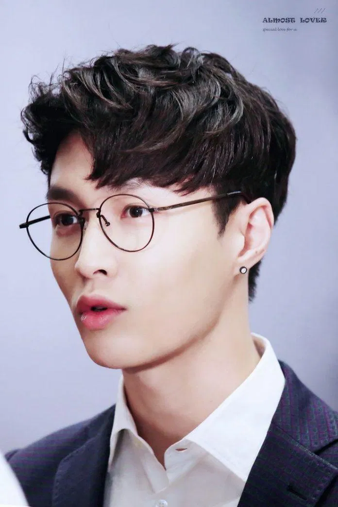 Trương Nghệ Hưng