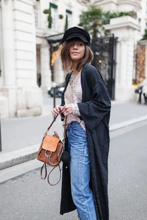 vintage-newsboy