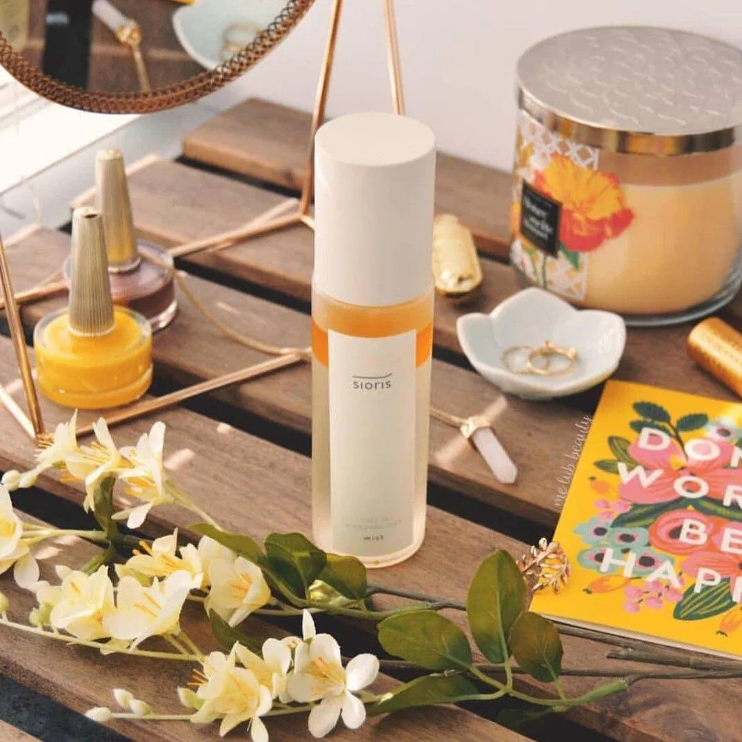 làm đẹp Xịt khoáng Time Is Running Out Oil Mist với đa công dụng. (nguồn: Internet)