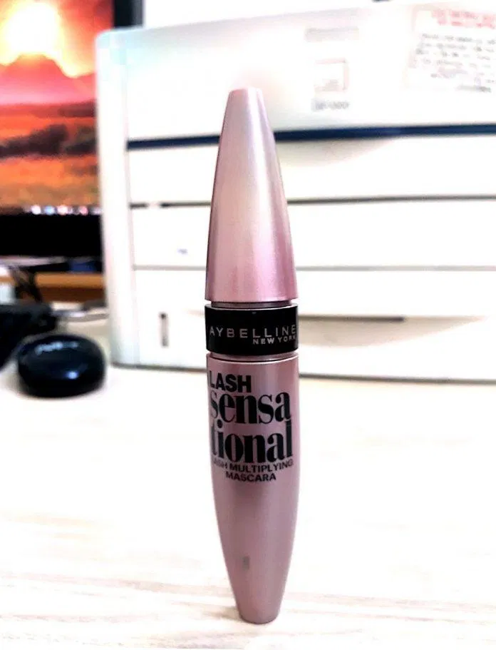 Đây là sản phẩm chất lượng của thương hiêu Maybelline New York và nhận được rất nhiều phản hồi yêu thích, hài lòng từ phía khách hàng (ảnh: BlogAnChoi). Đây là sản phẩm chất lượng của thương hiêu Maybelline New York và nhận được rất nhiều phản hồi yêu thích, hài lòng từ phía khách hàng (ảnh: BlogAnChoi).