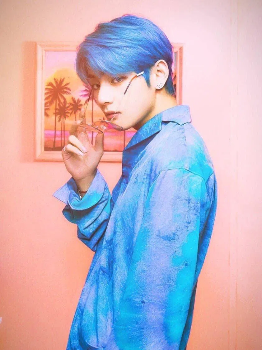 "Muốn ARMY sống sao đây V ơi" bts v