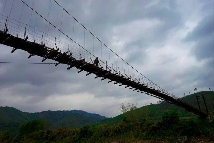 Cầu Nà Làng