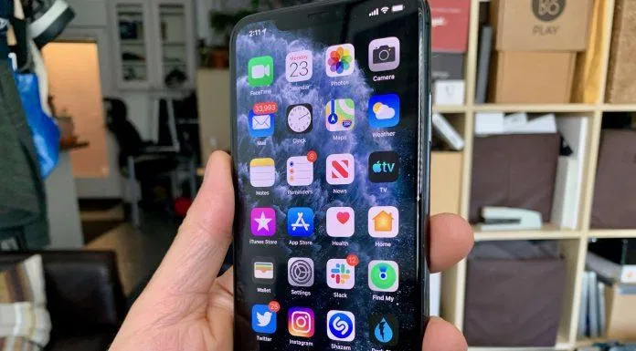 iphone 11 pro max Màn hình của iPhone thế hệ mới vẫn cực kì đẹp. Ảnh: internet