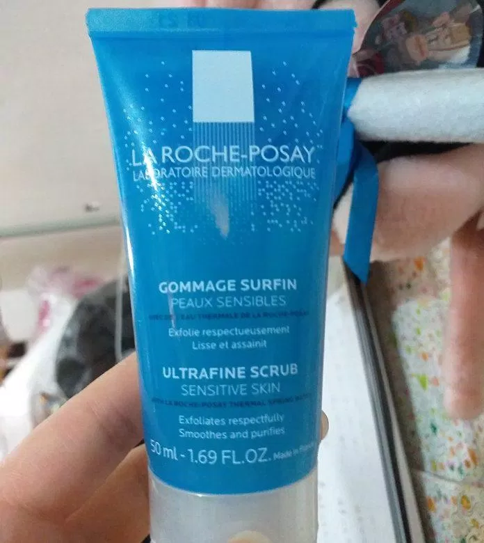 Gel tẩy tế bào chết La Roche-Posay Ultrafine Scrub (ảnh: Internet)