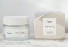 Kem dưỡng ẩm và chống lão hóa Huxley Cream More Than Moist