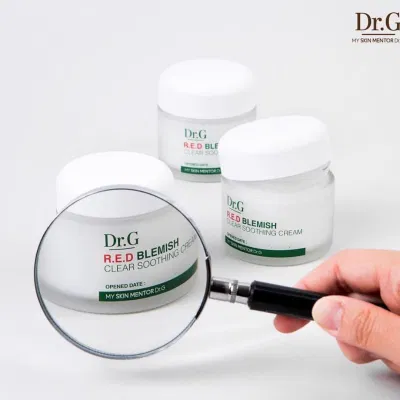 đẹp Kem dưỡng Dr.G R.E.D Blemish Clear Soothing iúp nhanh chóng làm dịu và giữ ẩm cho da mà không gây kích ứng.