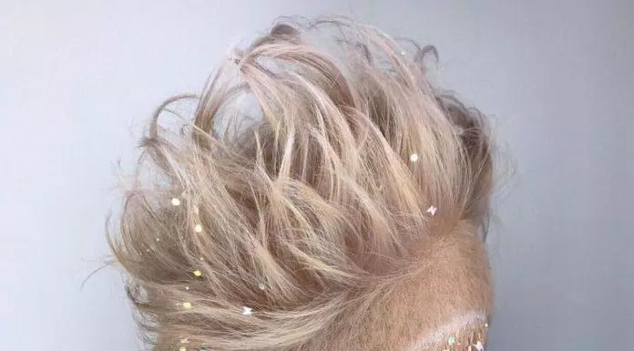 Tỏa sáng và thêm chút bóng để tạo sự nổi bật cho mái tóc của bạn.  (nguồn: Internet)
