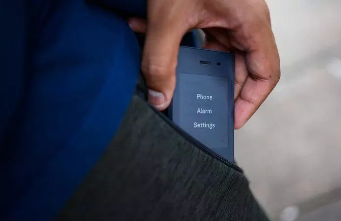 thẻ alt (nguồn: internet) Light Phone 2