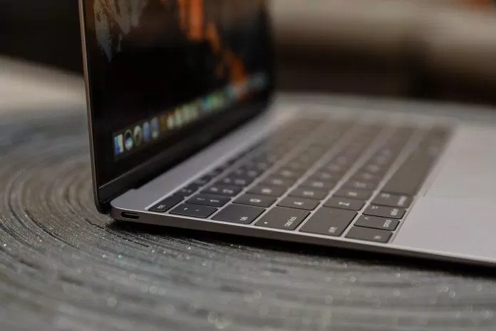 apple Apple hứa hẹn sẽ cập nhật phần mềm sản phẩm liên tục. Ảnh: internet