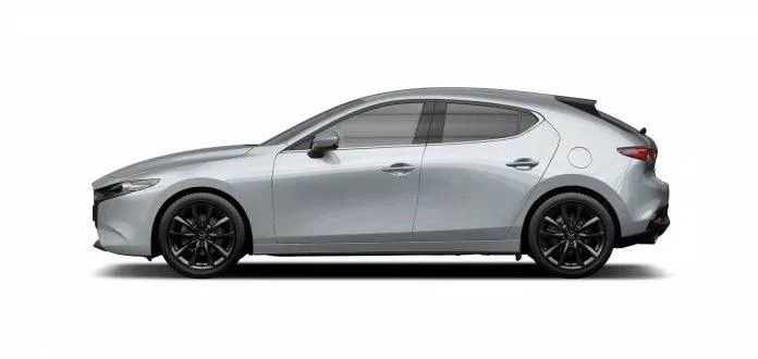 Mazda 3 2020 phiên bản màu bạc. Ảnh: internet