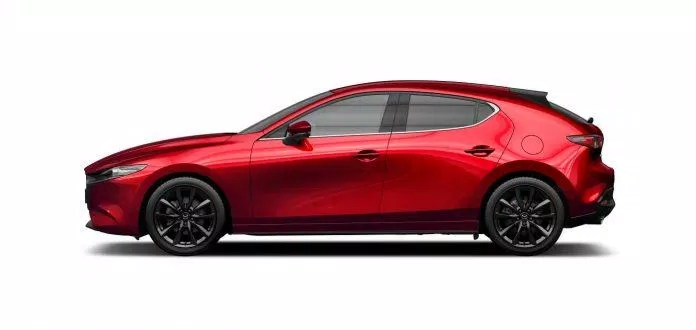 Xe Mazda 3 2020 phiên bản màu đỏ pha lê. Ảnh: internet