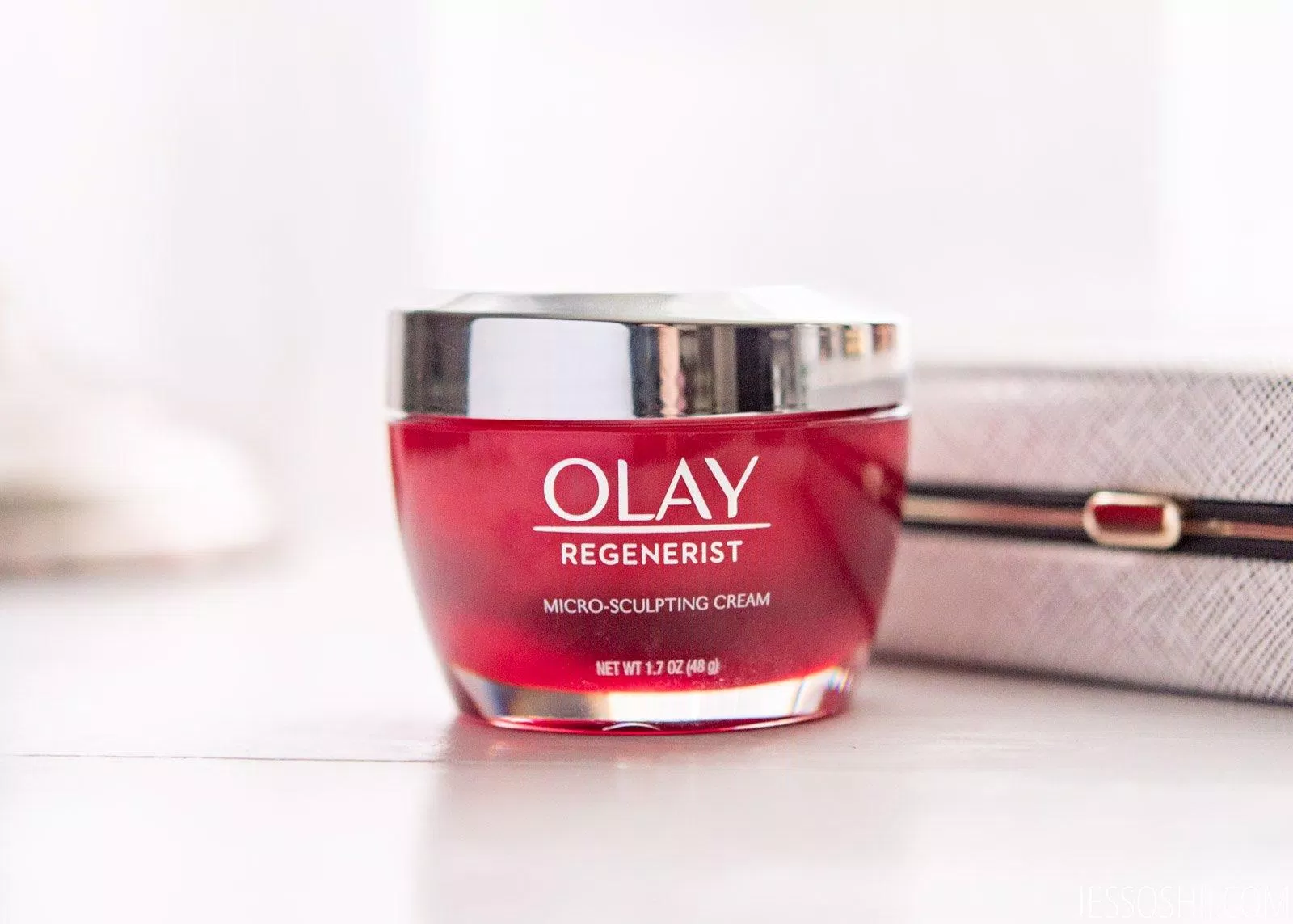 Olay Regenerist Micro-Sculpting Cream (ảnh: Internet)