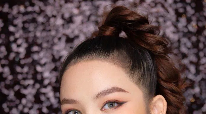 Được xem là màu son trendy nhất bảng màu, tôn lên các ưu điểm trên khuôn mặt nàng (nguồn: Internet)