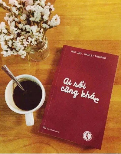 tản văn ai rồi cũng khác