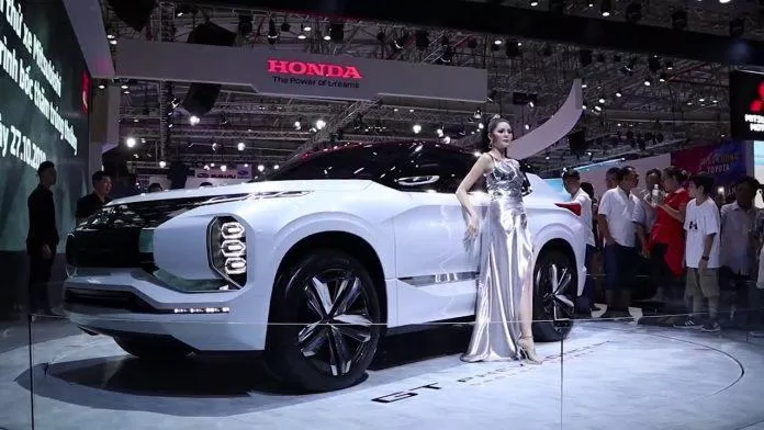 xe Mẫu xe Mitsubishi GT PHEV. Ảnh: internet