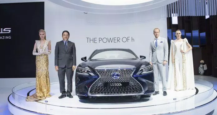 xe Xe hạng sang Lexus LS 500H. Ảnh: internet