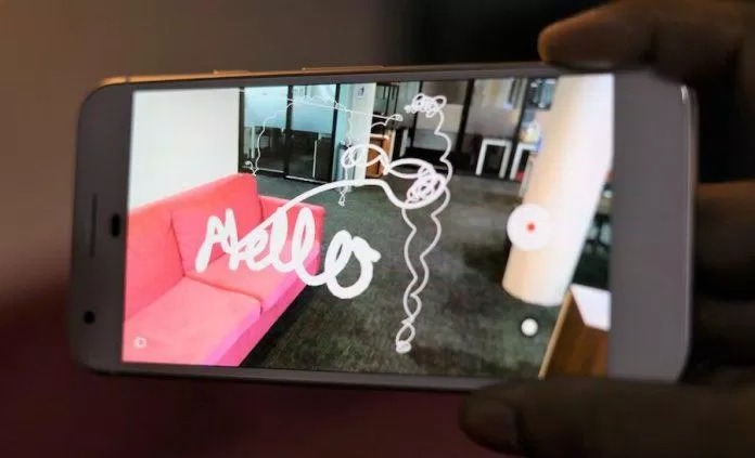 Ứng dụng AR Doodle trên Samsung Galaxy Note 10