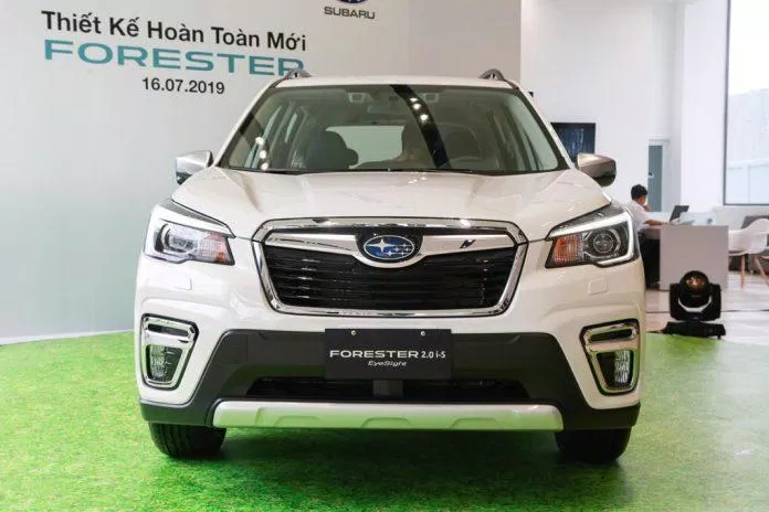 xe Phần đầu xe của Forester bị đánh giá khá thô. Ảnh: interrnet