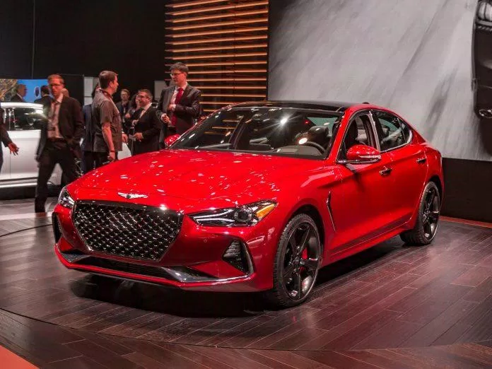 sedan Không chỉ có ngoại thất đẹp mà Genesis G70 còn rất an toàn. Ảnh: internet