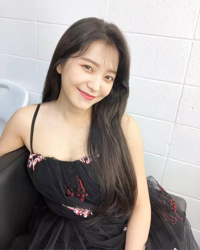 Nàng út của Red Velvet là người cuối cùng chốt lại bảng danh sách yeri redelvet