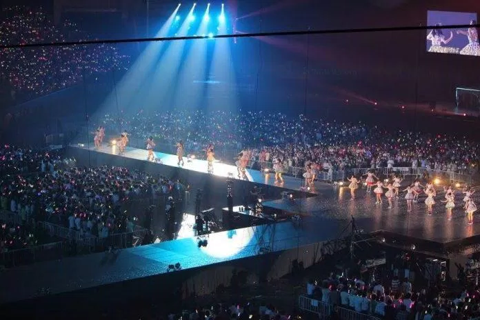 AKB48 tổ chức concert tại Tokyo Dome