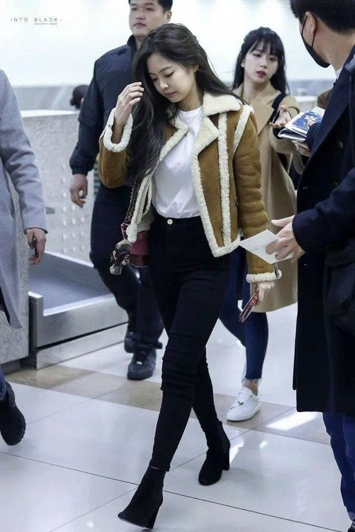 Cô nàng sành điệu này chẳng ai khác ngoài Jennie. (Nguồn: Internet)